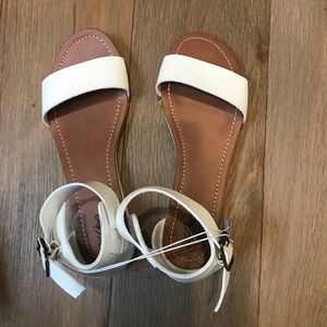 Brand new Mossimo white sandals